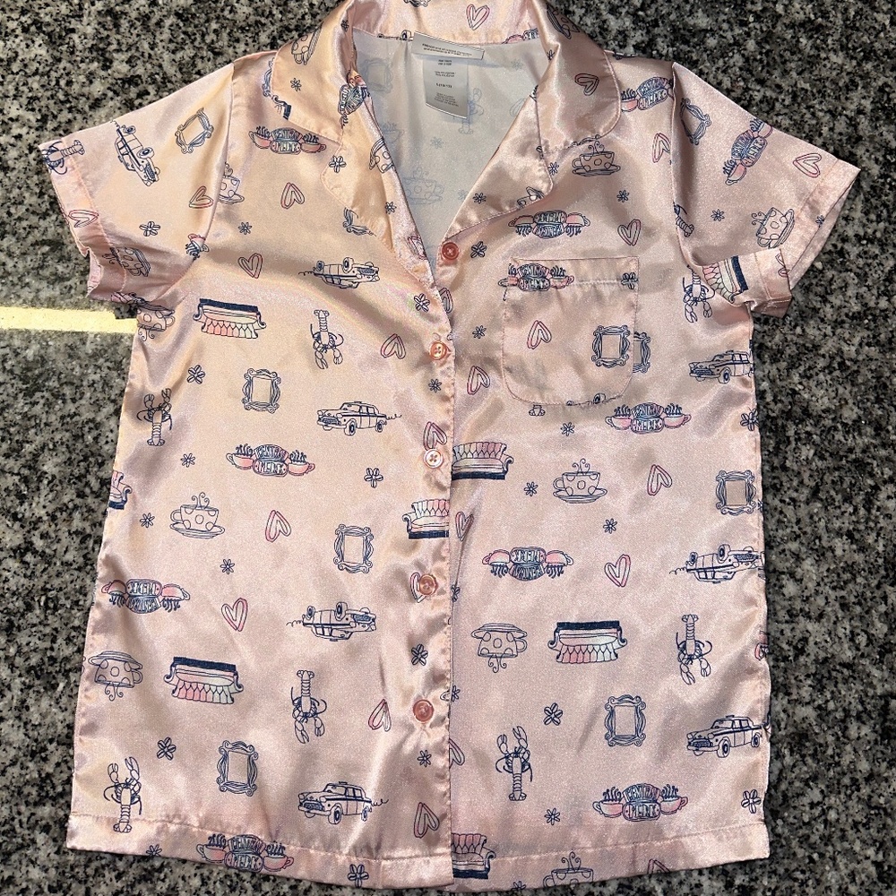 GIrl's "Friends" Pink PJ top~ Size L 10-12